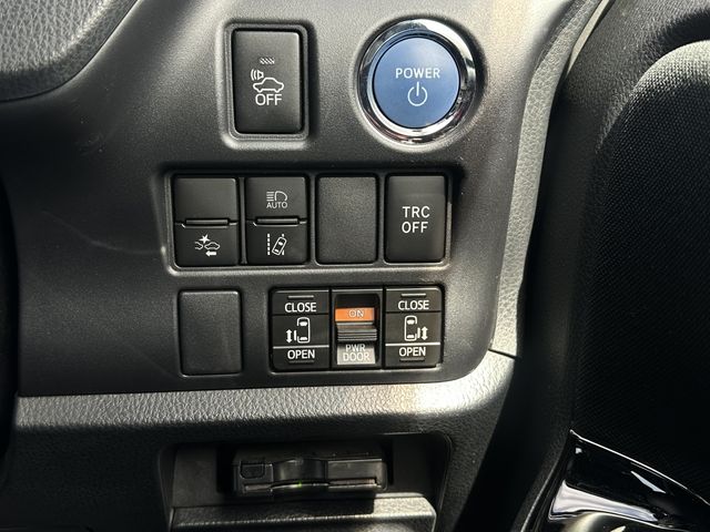 10465774