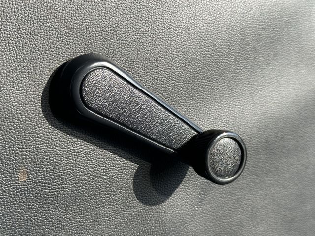 10550106