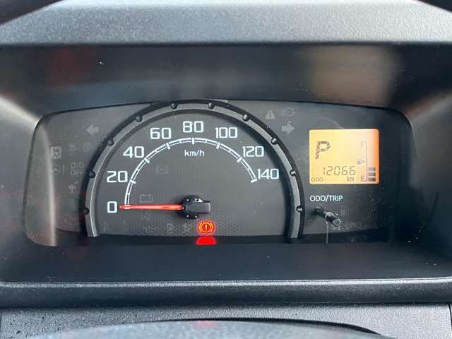 10560373