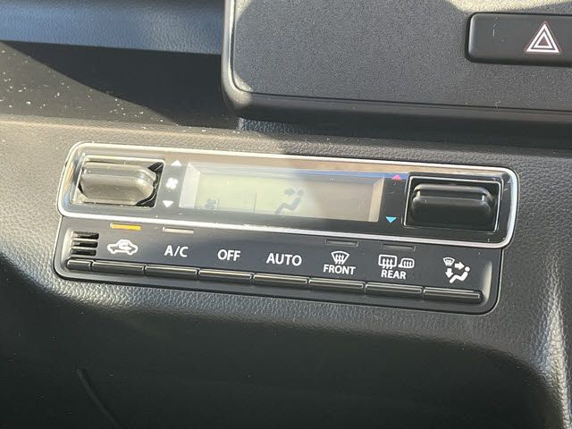 10565118