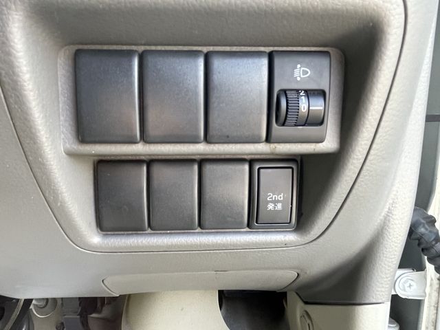 10580002