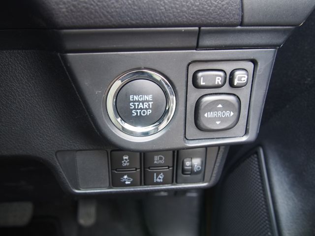 10590002