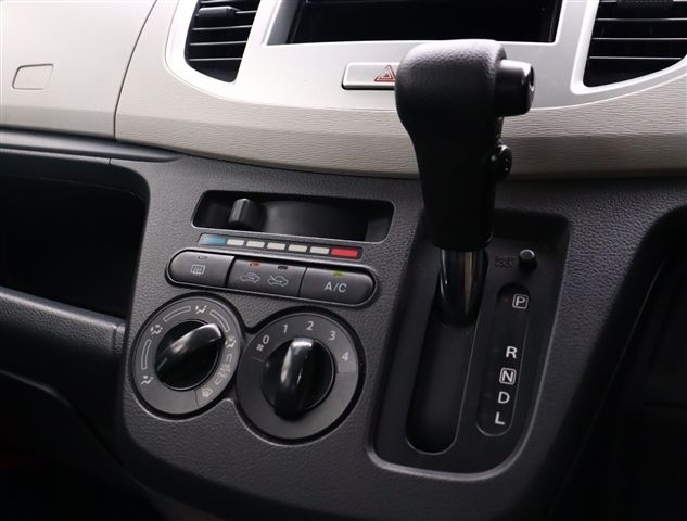 10600048