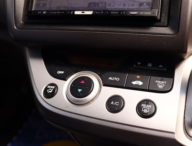 10600049