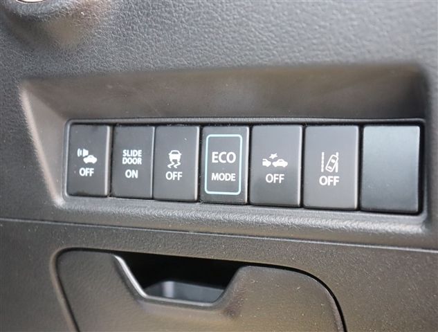 10600652