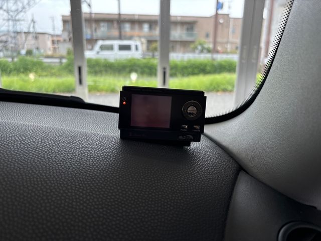 10650085