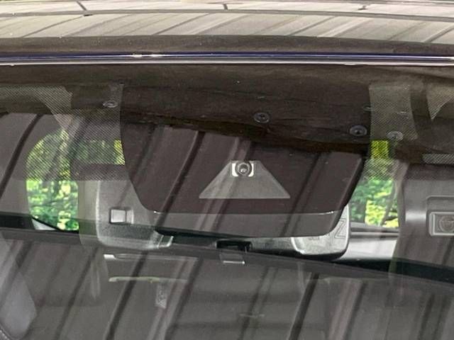 10661067