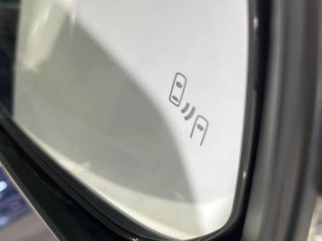 10661067