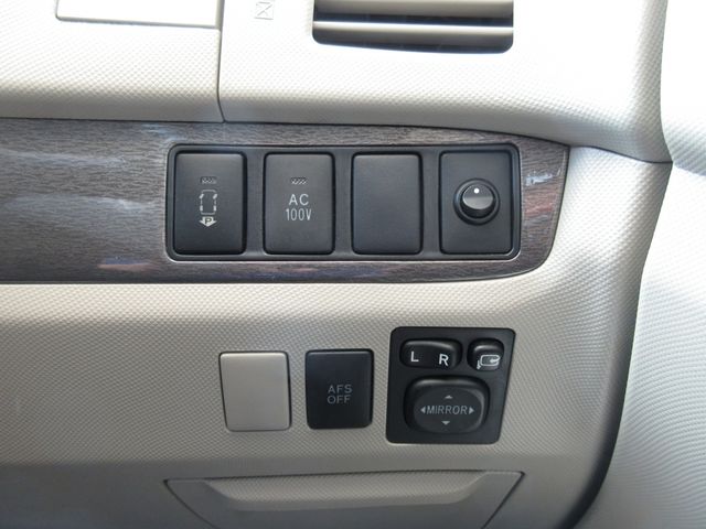 10750098