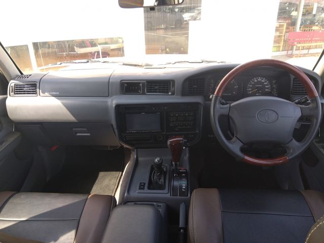10750169