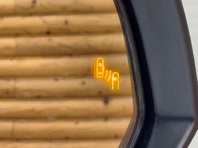 10761580