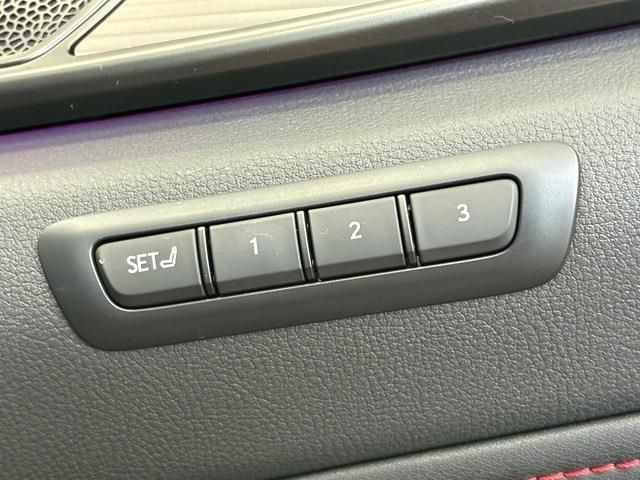 10765804