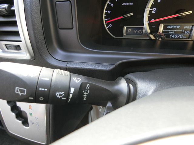 10865565