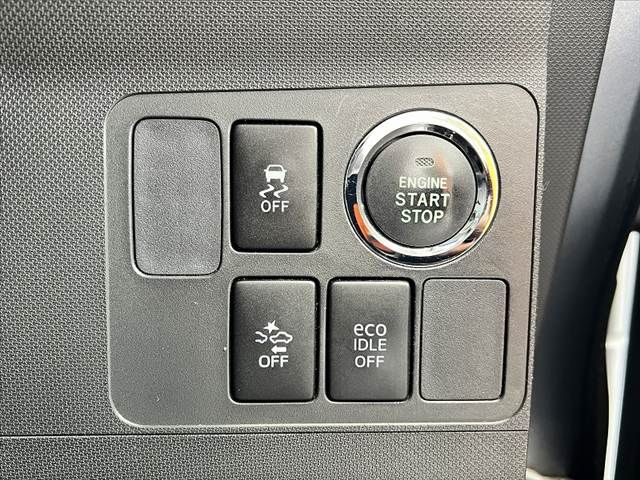 10866332