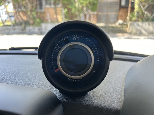 10880018