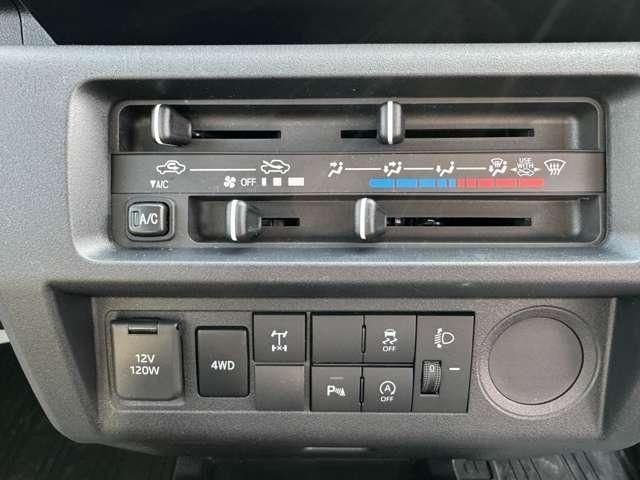 10960388