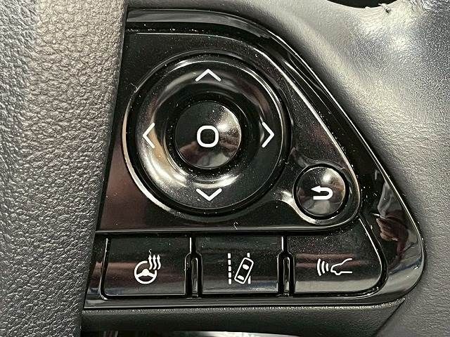 10960439