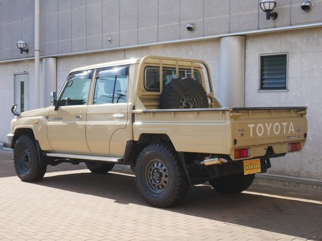 10965007