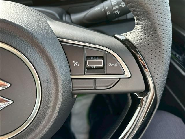 10966076