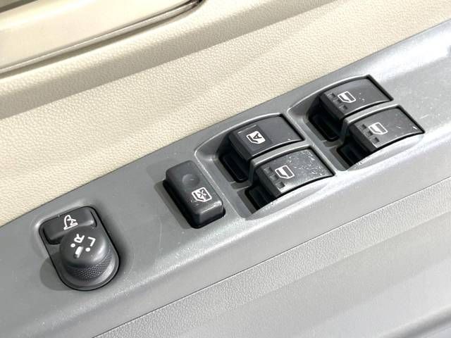 11160513