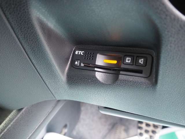 11266183