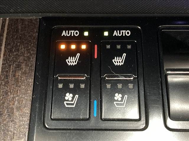 11360944