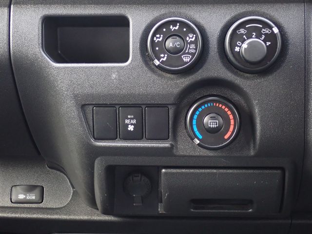 11361601
