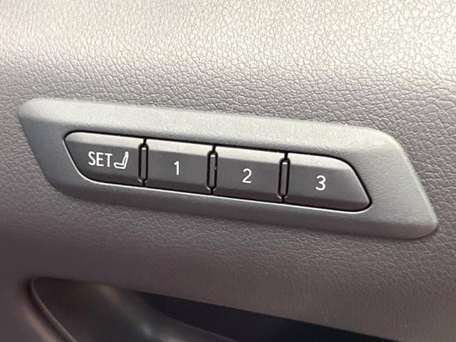 11762679
