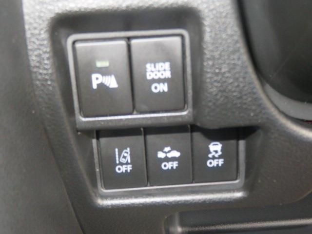 11865898