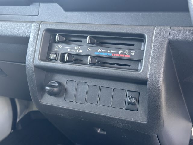 12150163