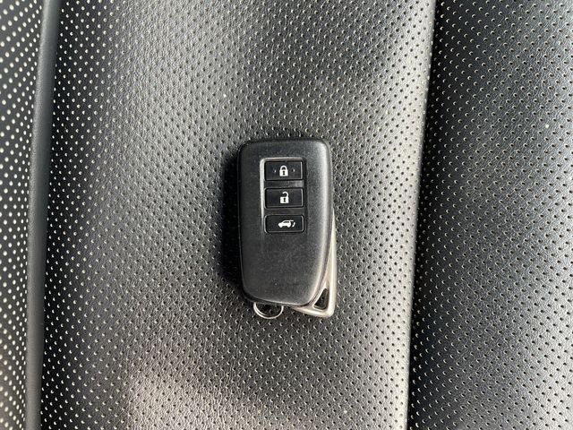 12760279