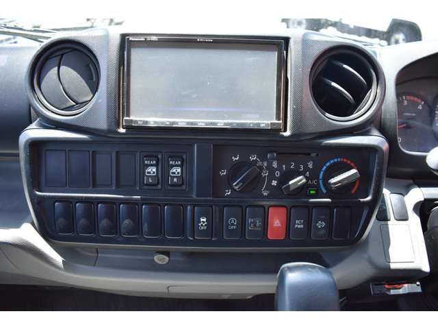 12800023