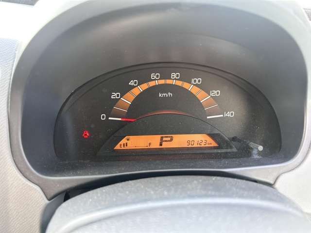 12800032