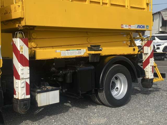 13400030