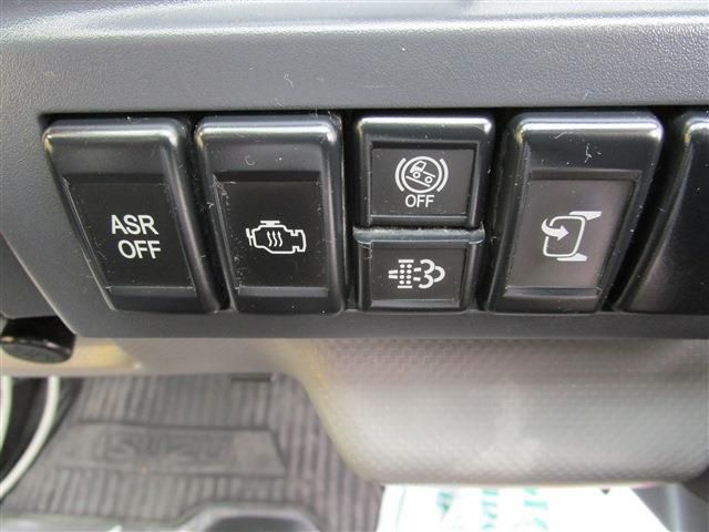 13465573