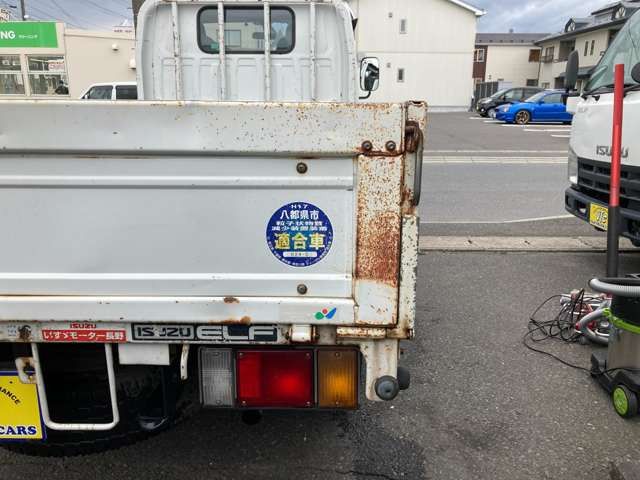 13565352