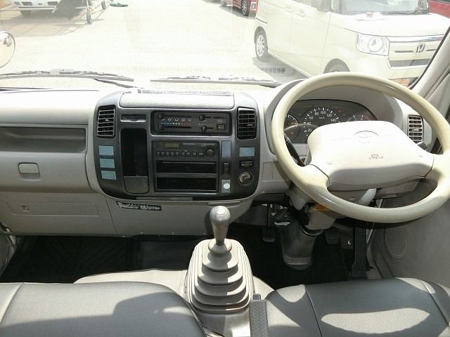 13565358