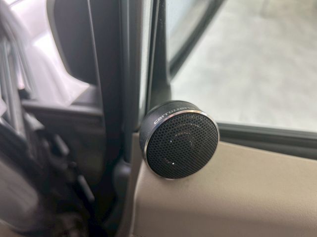 13650277