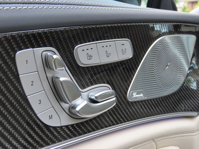 13720061