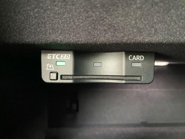 13760817