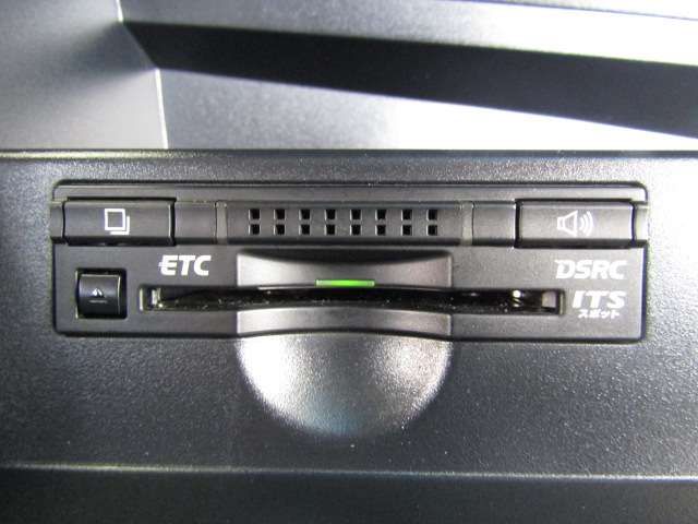 13761555