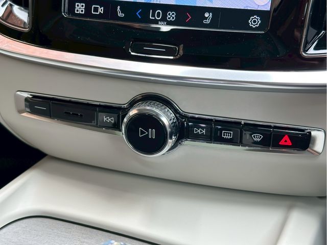 13962237
