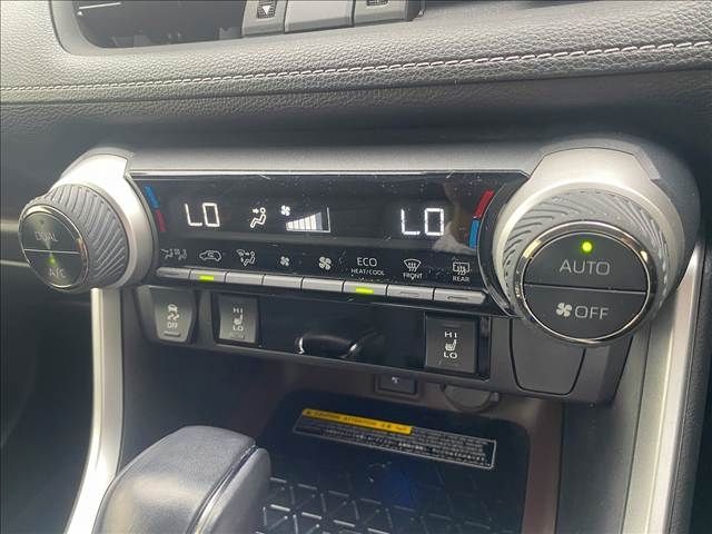 14250300