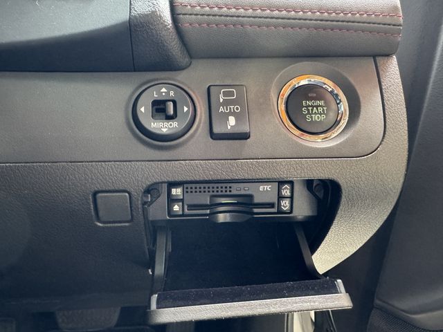 14761317