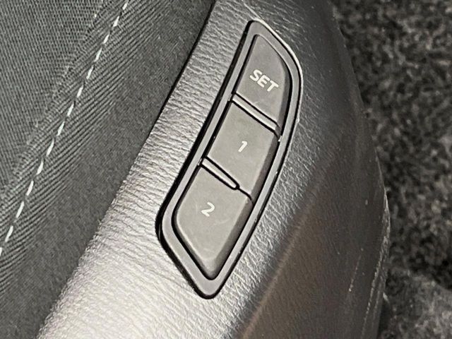 14761714