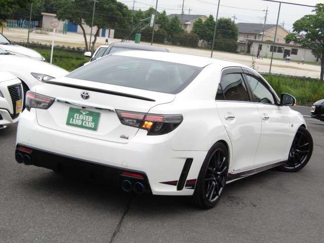 15061767