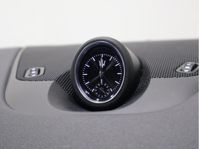 15220038