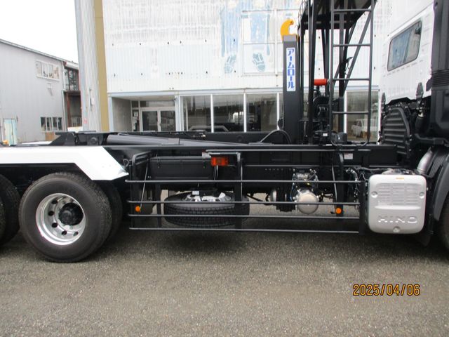 15250041