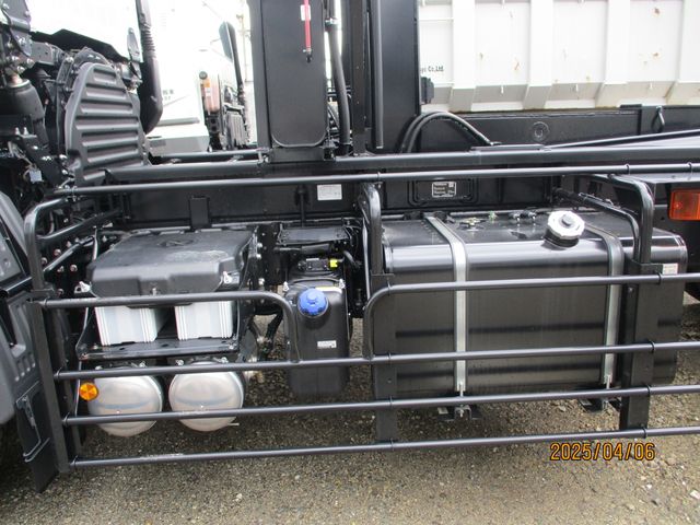 15250041