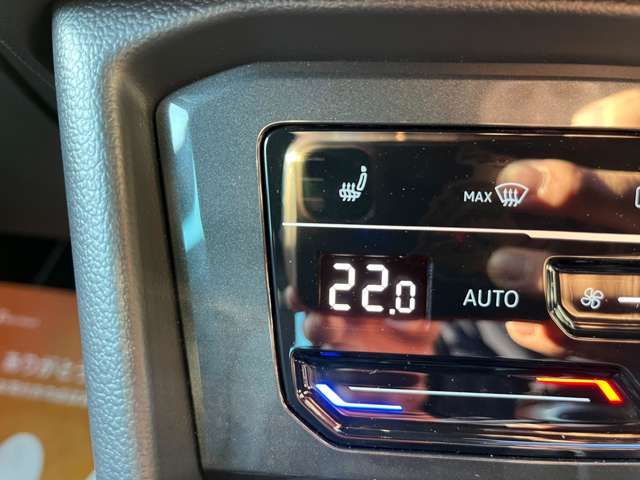 15261863